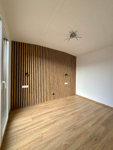 Super Arktik FAMILY – mobilní dům s elegantní ložnicí