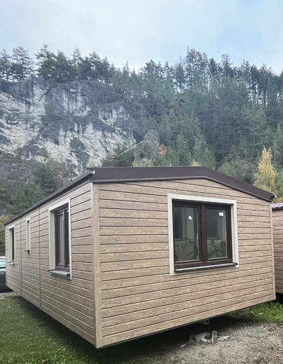 Mobilní dům Super Arktik | Fasáda Decosiding Honey Oak