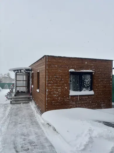 Mobilní dům Super Arktik v zimě | moderní exteriér