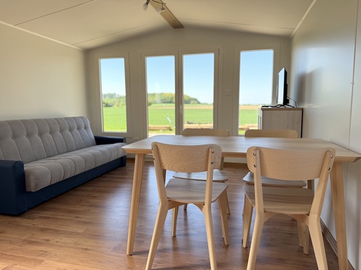 Obývací pokoj v mobilním domě – relax