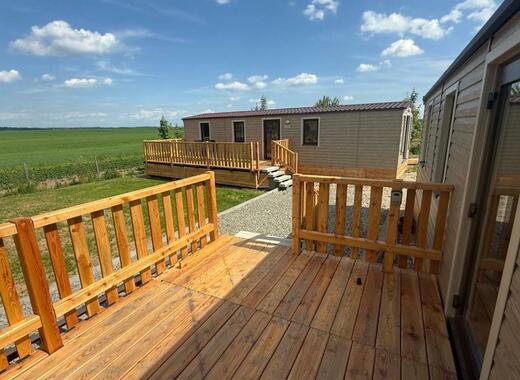 Výhled z terasy mobilního domu | Ubytování v rezortu