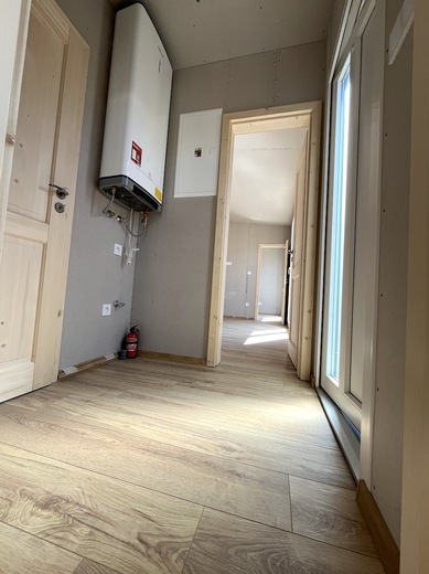 Mobilní dům Super Arktik | Chodba s praktickým řešením